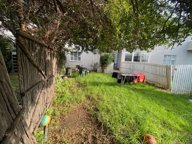 2 Bedroom Property for Sale in Mowbray Western Cape